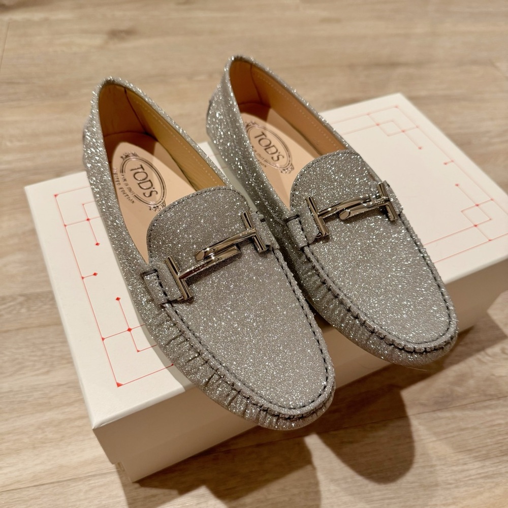 Tod’s Double T Gommini Loafers Silver